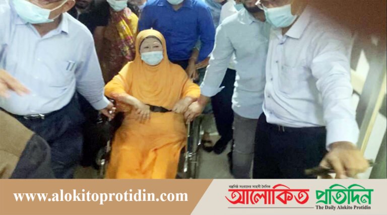 খালেদা জিয়াকে থাকতে হবে হাসপাতালে: চিকিৎসক