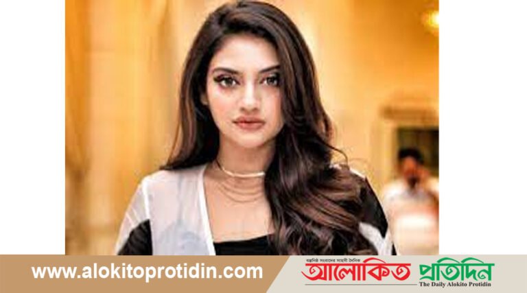 আবার বিতর্কে জড়ালেন নুসরাত