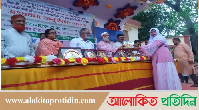 ব্রাহ্মণবাড়িয়ায় শিক্ষার্থী ও প্রেসক্লাব কমিটির সংবর্ধনা