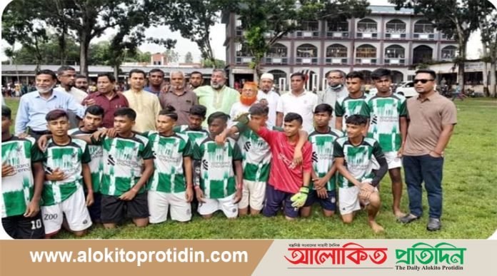 আন্তঃশ্রেণী ফুটবল টুর্নামেন্টের ফাইনাল অনুষ্ঠিত