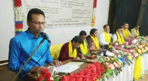 কথা বলছেন- রাজবাড়ী জেলার কবি ও কবিতা কাব্যগ্রন্থের সম্পাদক সরদার জাহাঙ্গীর আলম বাবলু