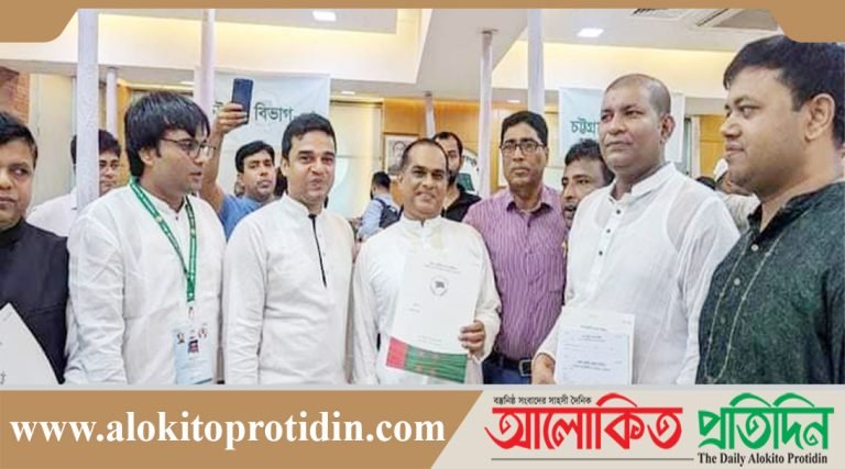 আওয়ামী লীগের মনোনয়ন ফরম হাতে শেখ সোহেল রানা টিপু