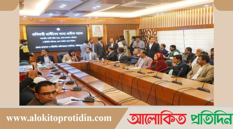 গাইবান্ধায় ৩ আসনে প্রার্থীদের মাঝে প্রতীক বরাদ্দ