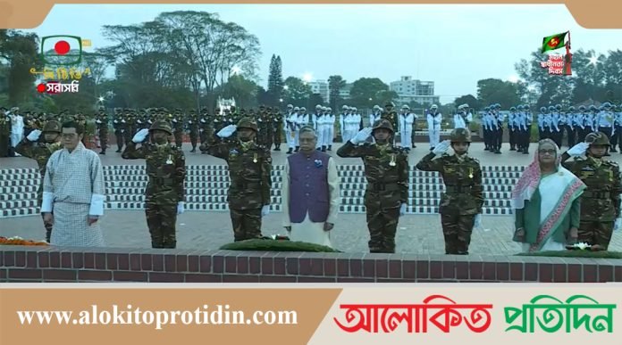 স্বাধীনতা দিবসে স্মৃতিসৌধে রাষ্ট্রপতি ও প্রধানমন্ত্রীর শ্রদ্ধা
