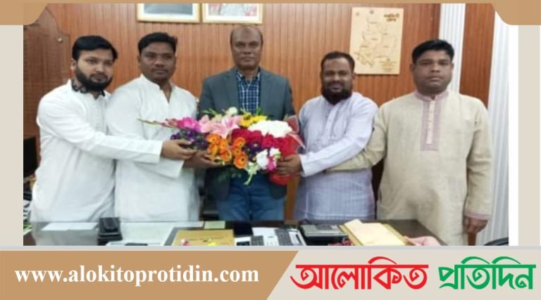 নরসিংদীর সাব-রেজিস্ট্রারের অবসরজনিত সংবর্ধনা অনুষ্ঠিত