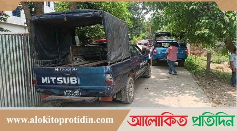 মানিকগঞ্জে আইনজীবীর স্ত্রীর ঝুলন্ত মরদেহ উদ্ধার 