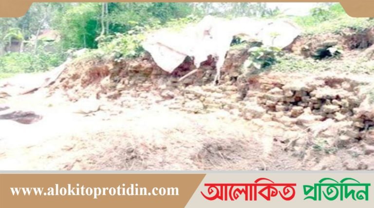 গাইবান্ধার প্রত্নতাত্ত্বিক নিদর্শনগুলো সংরক্ষণের অভাবে হারিয়ে যাচ্ছে