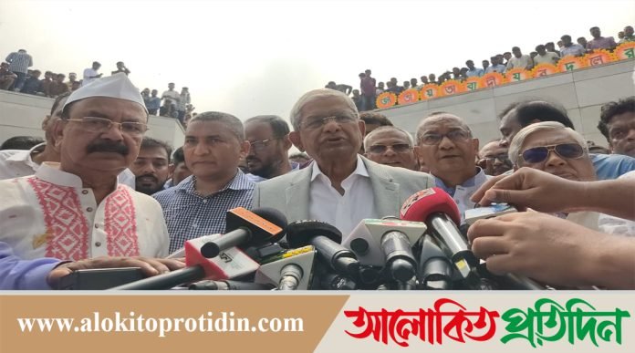 রাষ্ট্রপতি ইস্যুতে সরকারকে হটকারী সিদ্ধান্ত না নেওয়ার আহ্বান জানিয়েছেন মির্জা ফখরুল