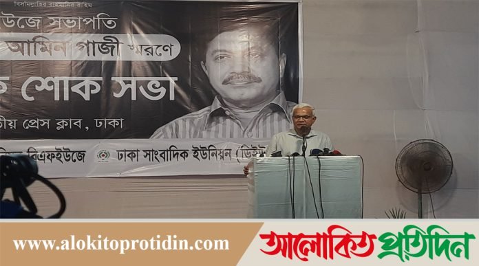 স্বৈরাচারের সুবিধাভোগীরা সরকারকে ঘিরে আছে: জাহিদ হোসেন
