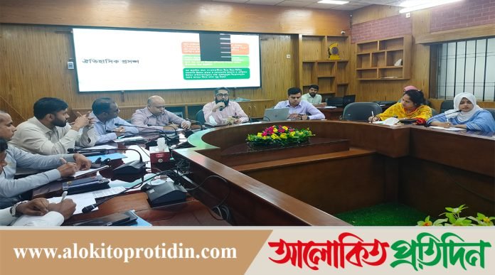 মানিকগঞ্জে উন্নয়ন সাংবাদিকতা বিষয়ক আলোচনা সভা অনুষ্ঠিত
