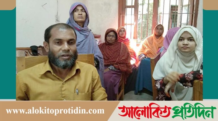 শেরপুরের নকলায় নকলনবিশদের কর্মবিরতি