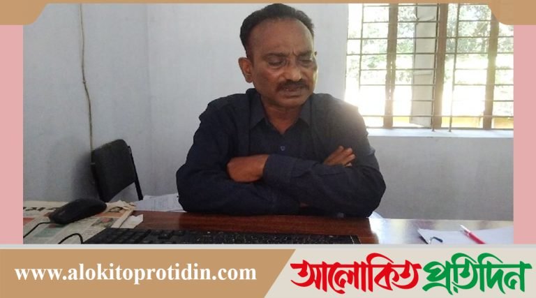সিরাজগঞ্জে জমি বিক্রির নামে প্রতারণা করে ১২ লক্ষ্য টাকা আত্মসাতের অভিযোগ ভূমি কর্মকর্তার বিরুদ্ধে