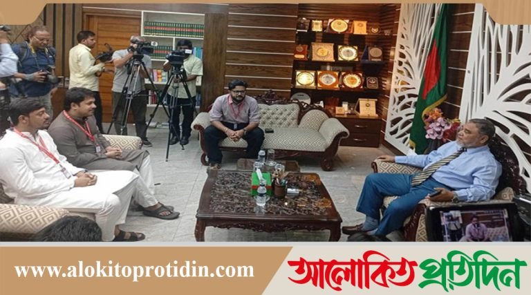 সিইসির সঙ্গে বৈঠক করছে এনসিপি