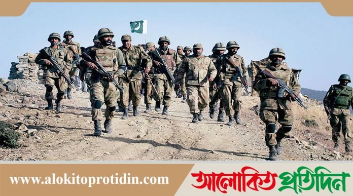 কাশ্মির সীমান্তে ভারত এবং পাকিস্তানের সেনাদের মধ্যে গোলাবিনিময়