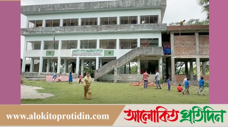 প্রাথমিকের শিক্ষার্থীরা ব্যবহার হচ্ছে শিক্ষকদের ব্যক্তিগত কাজে