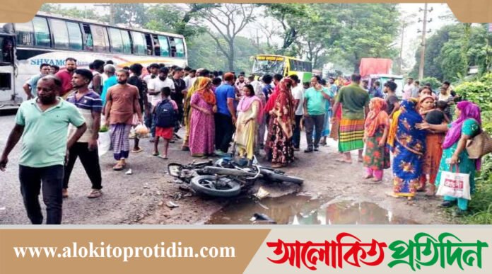 মানিকগঞ্জে বাসের চাপায় মোটরসাইকেল আরোহীর মৃত্যু